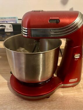 Dash Everyday Stand Mixer